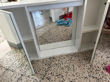 Armadietto bagno con specchio