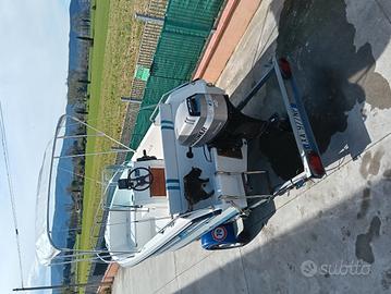 Barca Motore Carrello