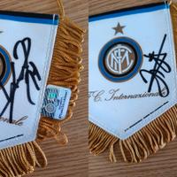 Gagliardetto Inter autografato - Perisic, Icardi