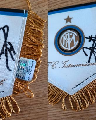 Gagliardetto Inter autografato - Perisic, Icardi