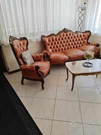 Divano stile barocco colore bordeaux