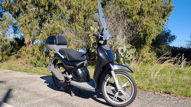 Aprilia Scarabeo 100