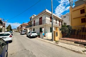 Torre Faro - 4 locali semindipendente