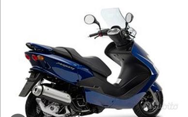 Yamaha Majesty 125 - 2000