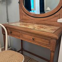 scrivania in legno con specchio molato