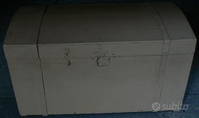 Baule vintage tenuto bene
