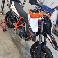 KTM 990 Supermoto - 2013