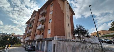 Appartamento quadrilocale con garage