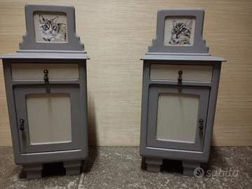 Coppia di comodini vintage