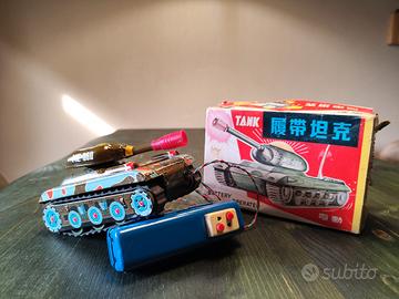 Carro armato in latta anni '60