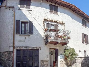 Appartamento a Sormano 2 locali