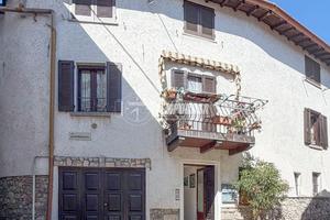 Appartamento a Sormano 2 locali