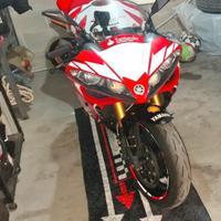 Yamaha R1 
