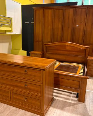 Camera matrimoniale color noce completa