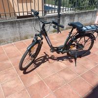bicicletta elettrica NUOVA