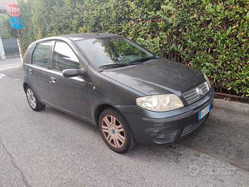 Fiat punto 2009 1.2 benzina