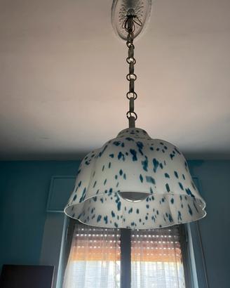 Lampadario con campana in plastica