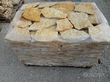 Pietra per pavimentazione o rivestimento