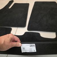 Tesla Model Y Juniper Tappetini Moquette Originali
