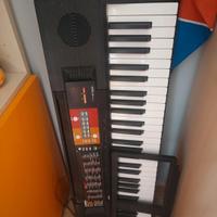 tastiera Yamaha psr f51