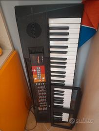 tastiera Yamaha psr f51