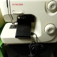  Macchina da cucire  Singer 8280