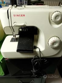  Macchina da cucire  Singer 8280