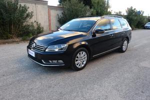 Volkswagen Passat 2.0 TDI DSG Highline BlueM. Tech