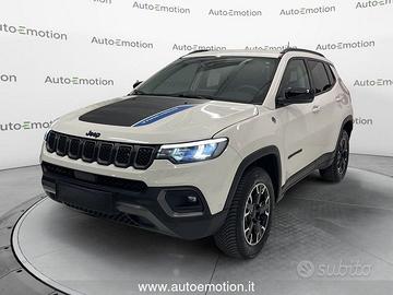 Jeep Compass 1.3 T4 240CV PHEV AT6 4xe Trailhawk