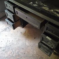 Scrivania in massello 