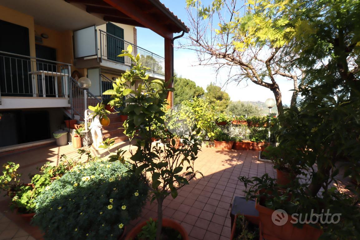 VILLA A SCHIERA A MOSCIANO SANT'ANGELO - View 4