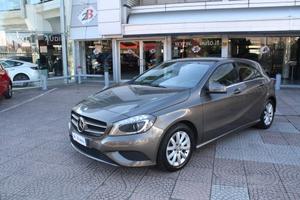 MERCEDES-BENZ A 200 Sport