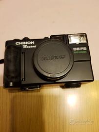 Macchina fotografica a rullino