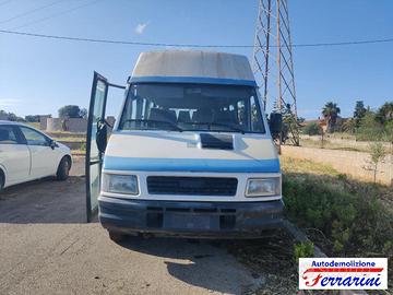IVECO DAILY 2 AUTOBUS A 40-10 103CV -Ricambi