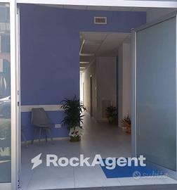 PORZIONE DI STUDIO IN CONDIVISIONE