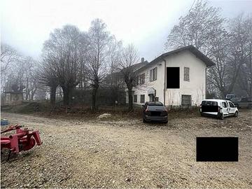 Immobile in asta di 1540 m² a Induno Olona