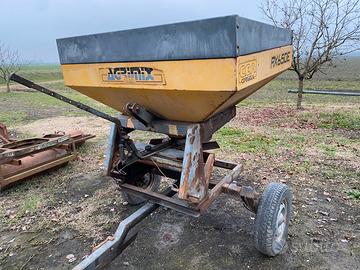 Spandiconcime Agrimix RX650E