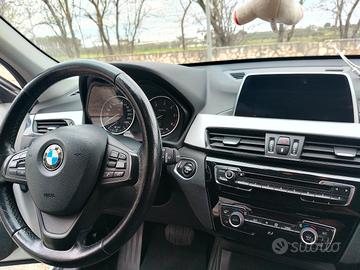 BMW X1 150 CV 