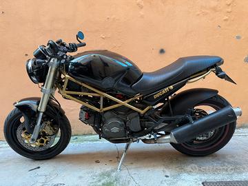 Ducati monster 600