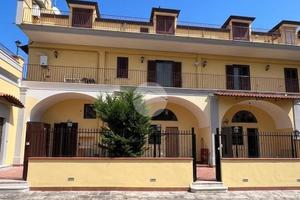 3 LOCALI A SUCCIVO