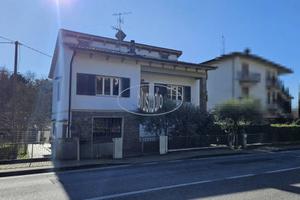 Villa di 181 m² con più di 5 locali e box auto dop