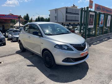 LANCIA YPSILON 1.0 HYBRID 70 (CV) 2021
