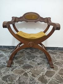 Sedia in velluto retrò