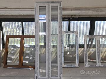 FINESTRA IN PVC PER BALCONE A 2 ANTE