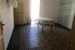 Bilocale da ristrutturare in via Vittoria