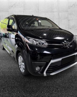 TOYOTA Proace Verso 1.5D L0 D Luxury