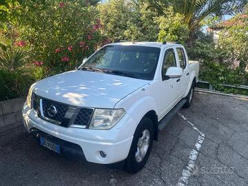 Nissan Navara 2.5 dCi 4 porte Double Cab SE **ganc