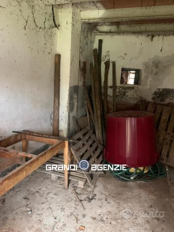 Istrana rustico a Sala di Istrana € 45.000,00