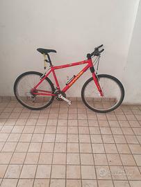 Bici MTB Cannondale F2000