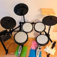 Alesis nitro max